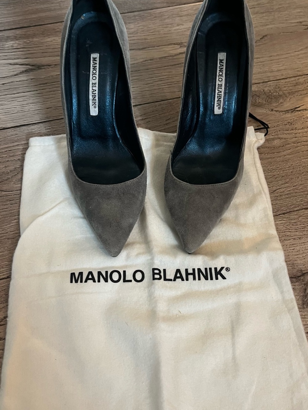 Manolo Blahnik Women's Gray Suede Pointed-Toe Pumps